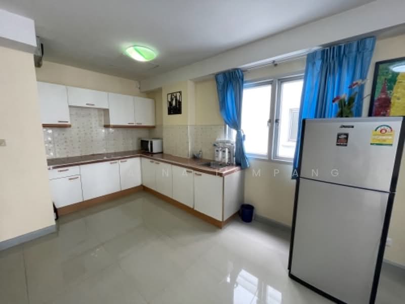 Brighton Place, Bangkok, Rama 9, Bang Kapi, Huai Khwang, Bangkok, 2 Bedrooms, 64 sqm, Condo For Sale, by Nicha Na Lampang, 500469184 - DDproperty.com