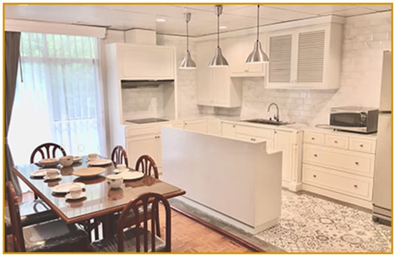 Aramvej Apartment, Bangkok, 181 Soi Sukhumvit 49/11, Khlong Tan Nua, Watthana, Bangkok, 2 Bedrooms, 180 sqm, Apartment For Rent, by Boonraksa Sopak, 500469199 - DDproperty.com
