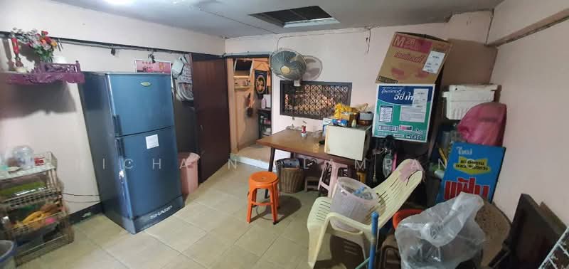 4-BR Townhouse, Bangkok, Huai Khwang, Bangkok, 4 Bedrooms, 180 sqm, Townhouse For Sale, by Nicha Na Lampang, 500469208 - DDproperty.com