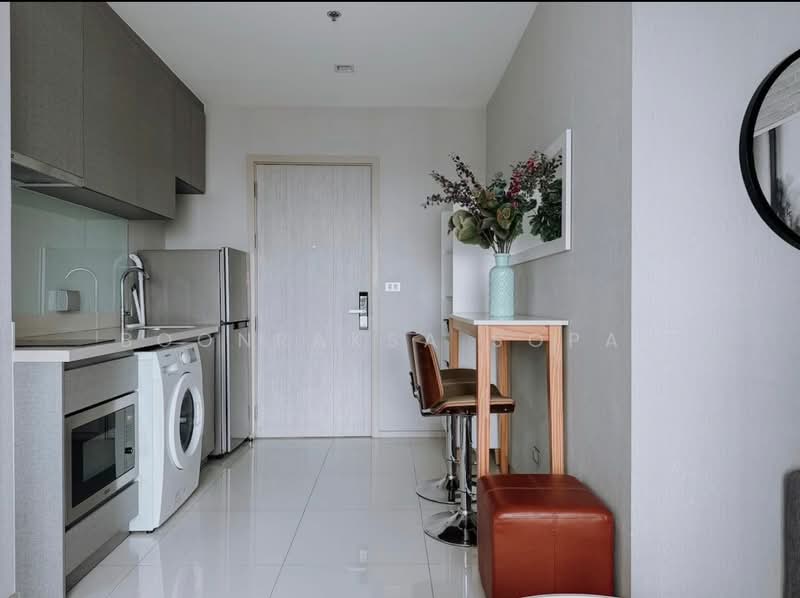Rhythm Sukhumvit 36-38, Bangkok, 55 Soi Sukhumvit 36, Sukhumvit Road, Phra Kanong, Khlong Toei, Bangkok, 1 Bedroom, 34 sqm, Condo For Rent, by Boonraksa Sopak, 500469216 - DDproperty.com