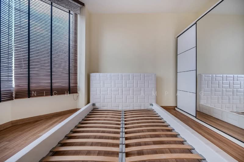 Watermark Chaophraya, Bangkok, Soi Charoennakorn 39-41, Charoennakorn Road, Bang Lam Phu Lang, Khlong San, Bangkok, 3 Bedrooms, 145 sqm, Condo For Sale, by Nicha Na Lampang, 500469217 - DDproperty.com