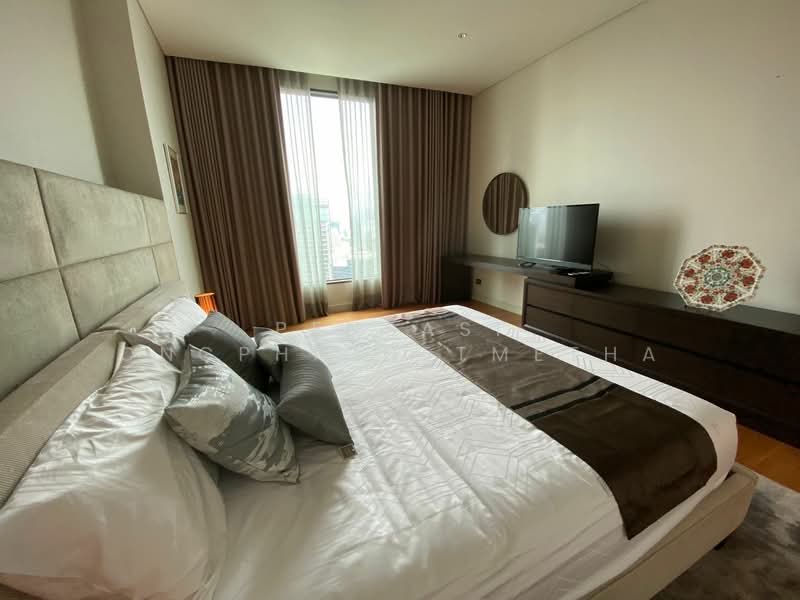Sindhorn Residence, Bangkok, 54 Soi Ton Son, Lumphini, Pathum Wan, Bangkok, 3 Bedrooms, 148 sqm, Condo For Rent, by Pensasi Ongphichetmetha, 500469219 - DDproperty.com