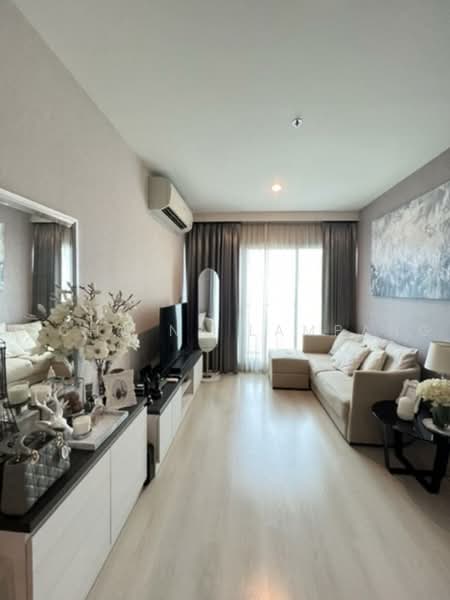 Life Ratchadapisek, Bangkok, 279 Ratchadapisaek Road, Huai Khwang, Bangkok, 2 Bedrooms, 56 sqm, Condo For Sale, by Nicha Na Lampang, 500469229 - DDproperty.com