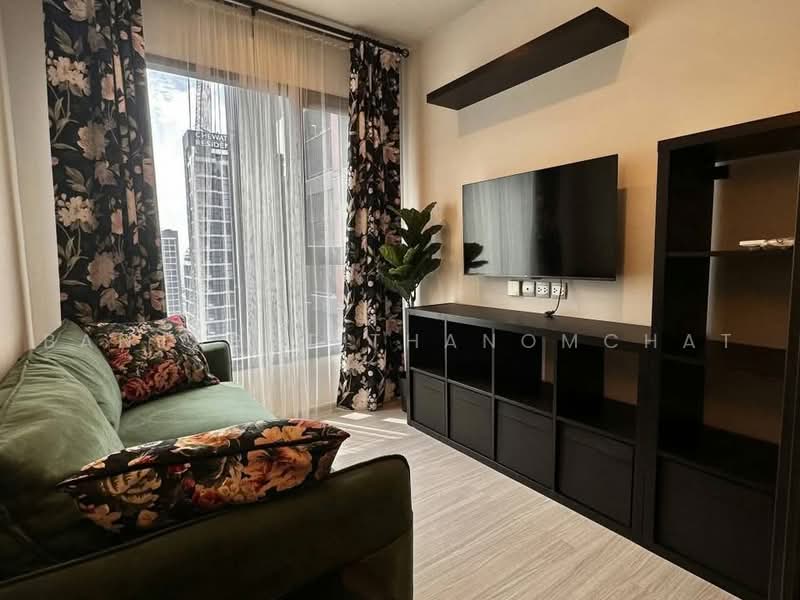 Life Asoke Hype, Bangkok, 339 Chaturathit Rd, Makkasan, Ratchathewi, Bangkok, 1 Bedroom, 36 sqm, Condo For Rent, by Banjarat Thanomchat, 500469238 - DDproperty.com