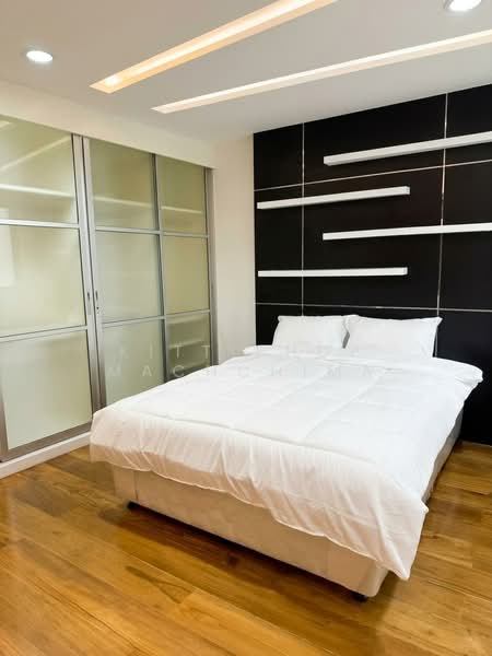 President Park Sukhumvit 24, Bangkok, 99 Sukhumvit 24 Alley, Khlongtoei Nua, Watthana, Bangkok, 3 Bedrooms, 224 sqm, Condo For Rent, by Kittiphop Machchima, 500469247 - DDproperty.com