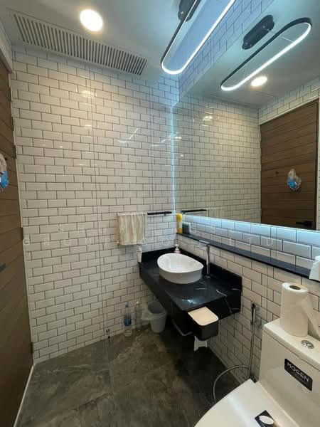 Luxury townhome Ramkhamhaeng, Bangkok, Hua Mak, Bang Kapi, Bangkok, 3 Bedrooms, 220 sqm, Townhouse For Sale, by Shori Asset Group Co., Ltd., 500469256 - DDproperty.com