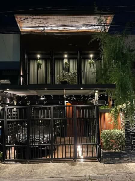 Luxury townhome Ramkhamhaeng, Bangkok, Hua Mak, Bang Kapi, Bangkok, 3 Bedrooms, 220 sqm, Townhouse For Sale, by Shori Asset Group Co., Ltd., 500469256 - DDproperty.com