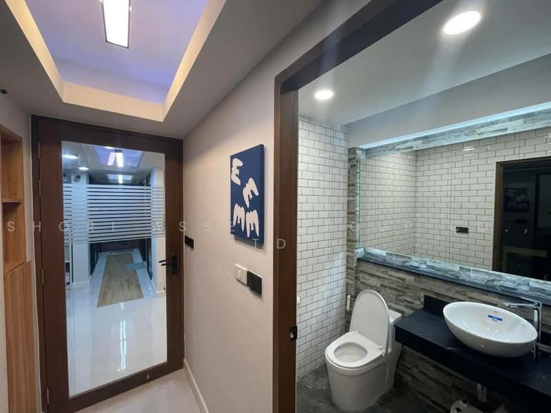 Luxury townhome Ramkhamhaeng, Bangkok, Hua Mak, Bang Kapi, Bangkok, 3 Bedrooms, 220 sqm, Townhouse For Sale, by Shori Asset Group Co., Ltd., 500469256 - DDproperty.com
