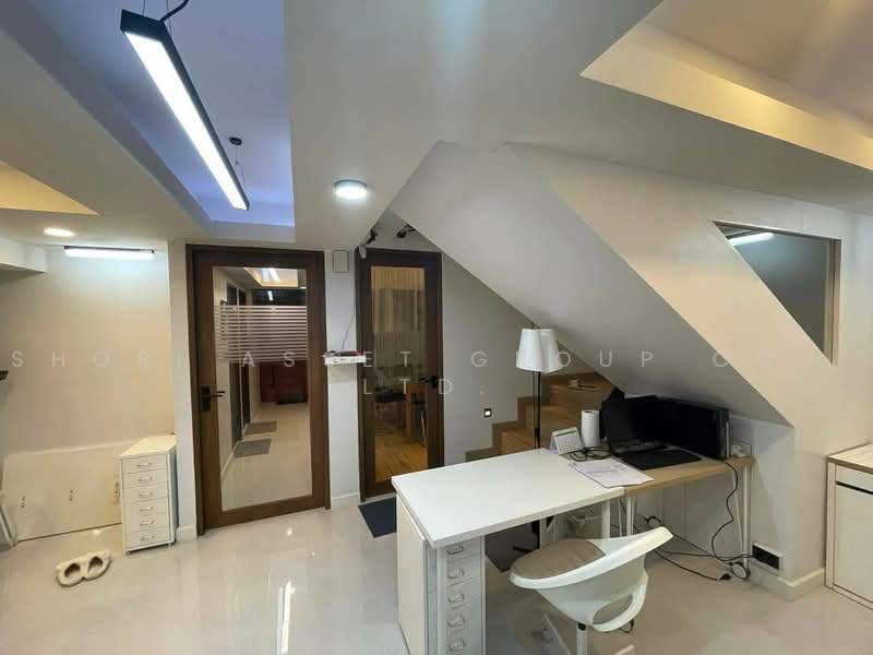 Luxury townhome Ramkhamhaeng, Bangkok, Hua Mak, Bang Kapi, Bangkok, 3 Bedrooms, 220 sqm, Townhouse For Sale, by Shori Asset Group Co., Ltd., 500469256 - DDproperty.com