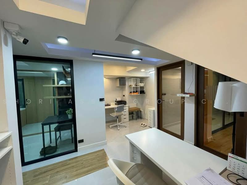 Luxury townhome Ramkhamhaeng, Bangkok, Hua Mak, Bang Kapi, Bangkok, 3 Bedrooms, 220 sqm, Townhouse For Sale, by Shori Asset Group Co., Ltd., 500469256 - DDproperty.com