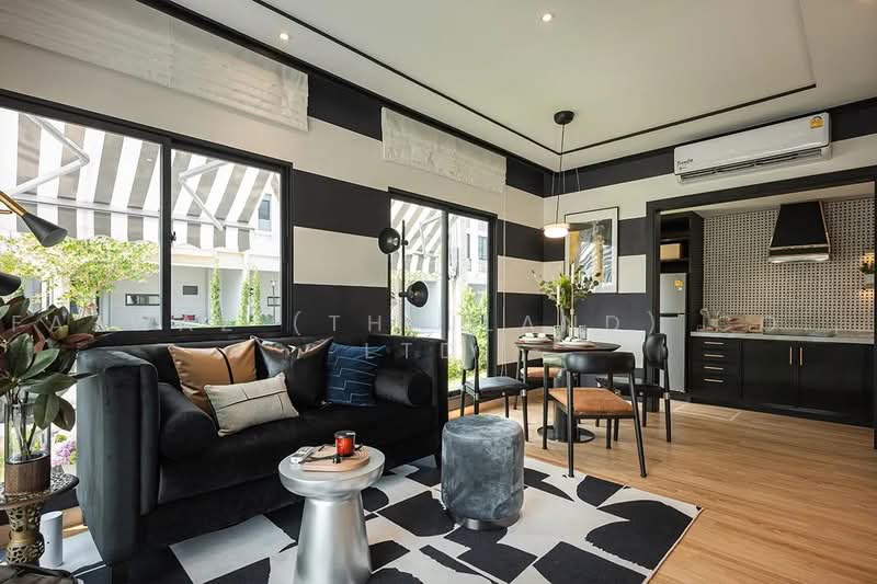 Siri Place Pattanakarn, Bangkok, 207 Soi Chaloem Prakiat Rama 9, Dok Mai, Prawet, Bangkok, 2 Bedrooms, 133 sqm, Townhouse For Sale, by Fazwaz (Thailand) Co., Ltd., 500469275 - DDproperty.com