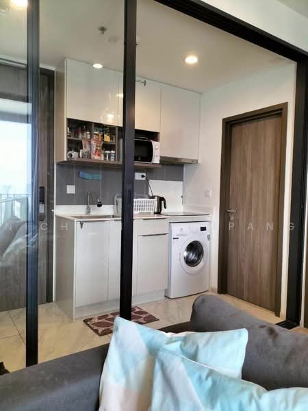 IDEO Mobi Asoke, Bangkok, New Petchaburi Road, Bang Kapi, Huai Khwang, Bangkok, 2 Bedrooms, 62 sqm, Condo For Sale, by Nicha Na Lampang, 500469285 - DDproperty.com
