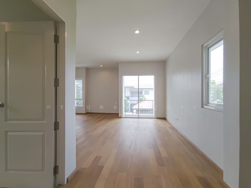 Nirvana Icon Wongwaen - Rama 9, Bangkok, Krungthep Kreetha Road, Saphan Sung, Bangkok, 3 Bedrooms, 184 sqm, Single Detached House For Sale, by กรกฤตย์ บุญสระ, 500469298 - DDproperty.com