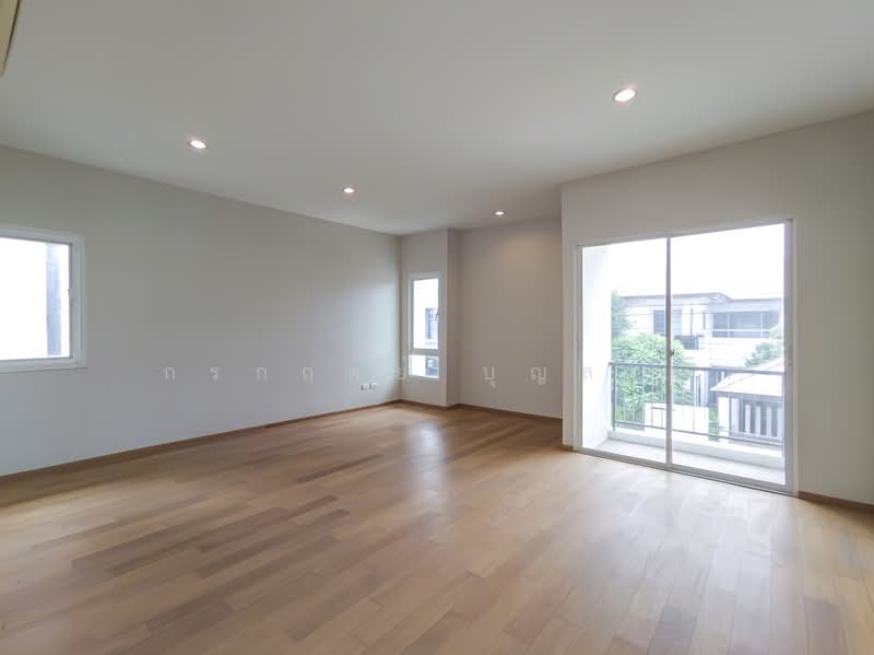 Nirvana Icon Wongwaen - Rama 9, Bangkok, Krungthep Kreetha Road, Saphan Sung, Bangkok, 3 Bedrooms, 184 sqm, Single Detached House For Sale, by กรกฤตย์ บุญสระ, 500469298 - DDproperty.com