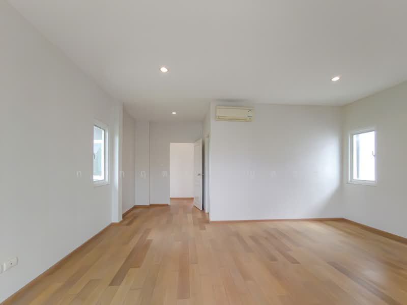Nirvana Icon Wongwaen - Rama 9, Bangkok, Krungthep Kreetha Road, Saphan Sung, Bangkok, 3 Bedrooms, 184 sqm, Single Detached House For Sale, by กรกฤตย์ บุญสระ, 500469298 - DDproperty.com