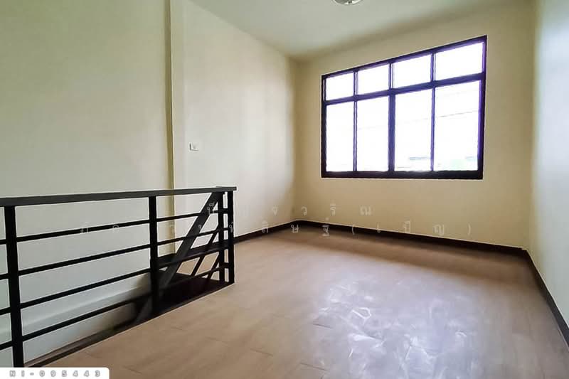 Commercial building on Krungthep-Nonthaburi Road, Bang Sue NI-095443, Bangkok, Bang Sue, Bangkok, , 160 sqm, Shophouse For Sale, by Benchawarin Pakkawetppisit, 500469332 - DDproperty.com
