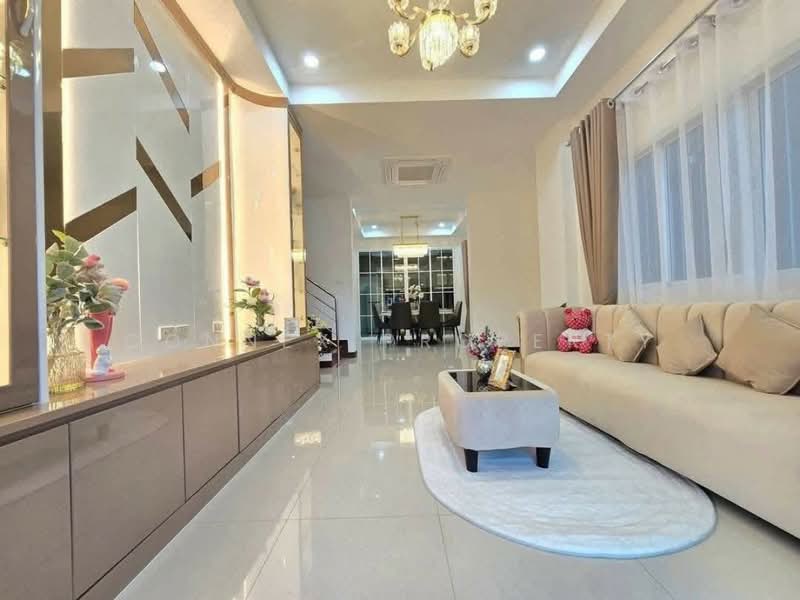 Pornthep Garden Ville 8, Chon Buri (Pattaya), Bang Lamung, Bang Lamung (Pattaya), Chon Buri (Pattaya), 4 Bedrooms, 200 sqm, Single Detached House For Sale, by Connex Property, 500469338 - DDproperty.com