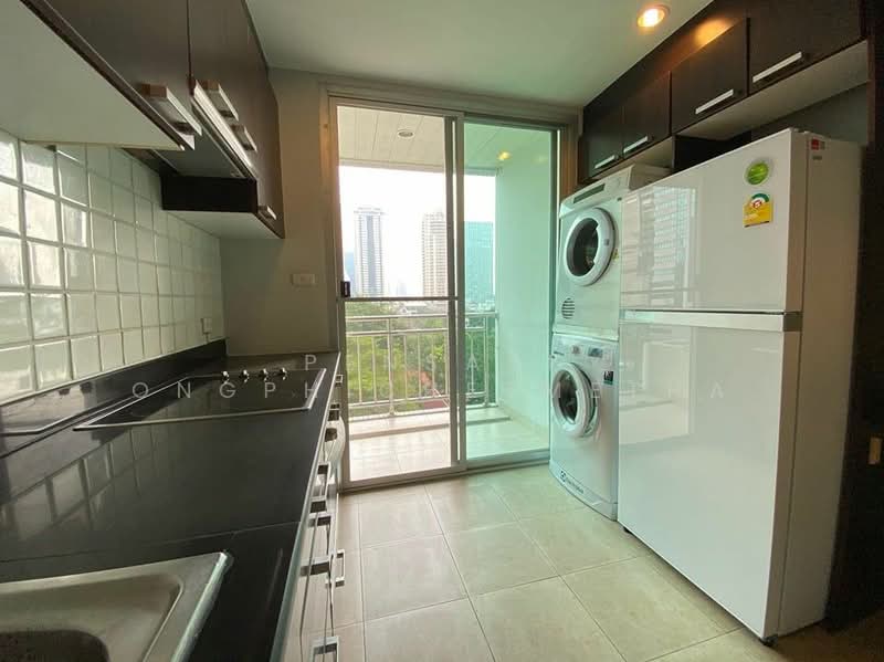 Baan Thirapa, Bangkok, 9 Soi Phra Phinit, Thung Maha Mek, Sathon, Bangkok, 3 Bedrooms, 190 sqm, Apartment For Rent, by Pensasi Ongphichetmetha, 500469364 - DDproperty.com