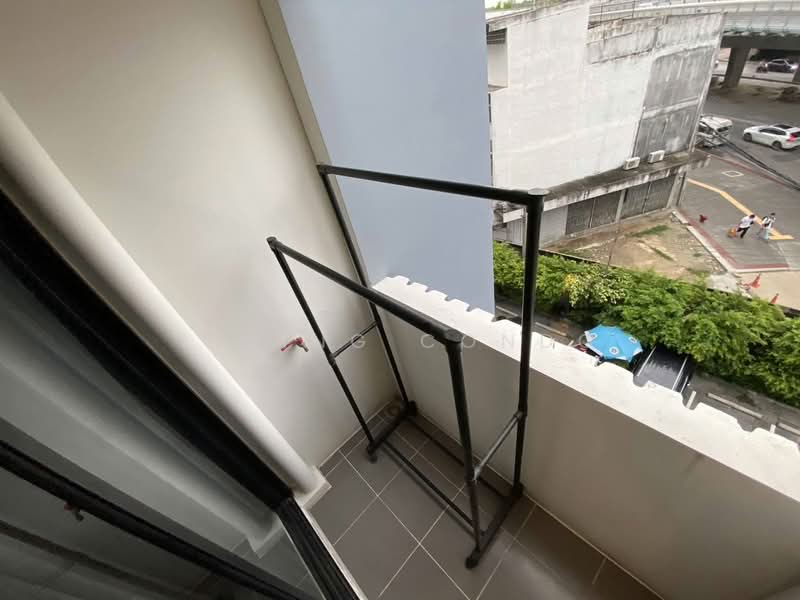 Modiz Interchange, Bangkok, Ramintra Road, Anusaowari, Bang Khen, Bangkok, 2 Bedrooms, 38 sqm, Condo For Rent, by Living Condo, 500469384 - DDproperty.com