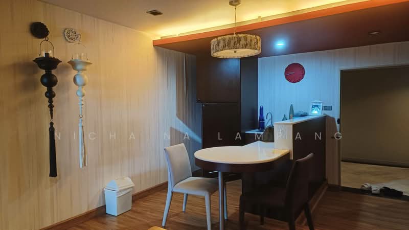 State Tower, Bangkok, 1055 Silom Road, Silom, Bang Rak, Bangkok, 1 Bedroom, 70 sqm, Condo For Sale, by Nicha Na Lampang, 500469421 - DDproperty.com