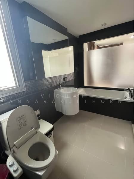 Rhythm Sukhumvit 50, Bangkok, 8 Sukhumvit 50, Sukhumvit Road, Phra Kanong, Khlong Toei, Bangkok, 2 Bedrooms, 66 sqm, Condo For Rent, by Vichai Annavakulthorn, 500469428 - DDproperty.com