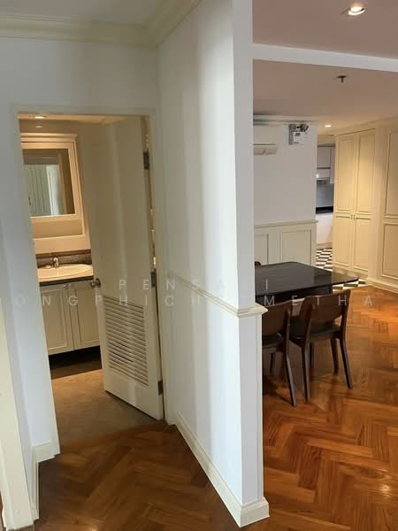 Serene Place Sukhumvit 24, Bangkok, 9 Soi Sukhumvit 24, Sukhumvit Road, Khong Tan, Khlong Toei, Bangkok, 2 Bedrooms, 109 sqm, Condo For Rent, by Pensasi Ongphichetmetha, 500469443 - DDproperty.com