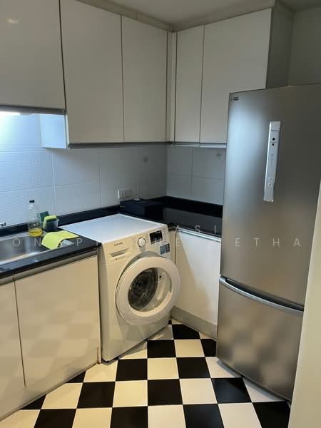 Serene Place Sukhumvit 24, Bangkok, 9 Soi Sukhumvit 24, Sukhumvit Road, Khong Tan, Khlong Toei, Bangkok, 2 Bedrooms, 109 sqm, Condo For Rent, by Pensasi Ongphichetmetha, 500469443 - DDproperty.com