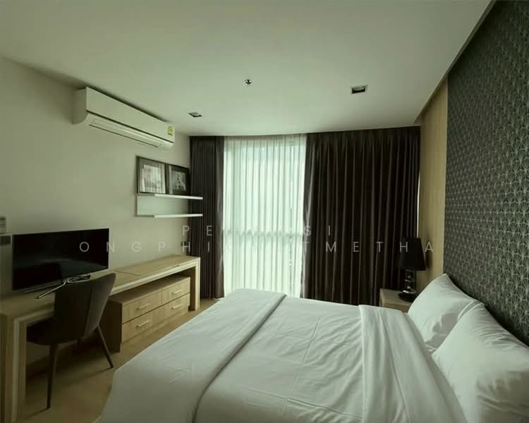 Sky Walk Residences, Bangkok, 1599 Sukhumvit Road, Phra Kanong Nua, Watthana, Bangkok, 1 Bedroom, 52 sqm, Condo For Rent, by Pensasi Ongphichetmetha, 500469452 - DDproperty.com