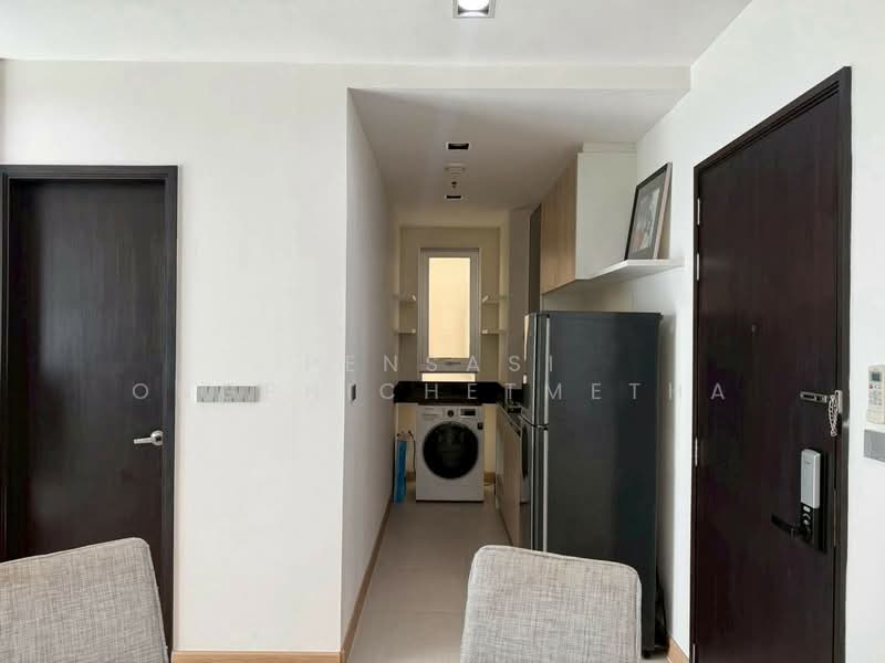 Sky Walk Residences, Bangkok, 1599 Sukhumvit Road, Phra Kanong Nua, Watthana, Bangkok, 1 Bedroom, 52 sqm, Condo For Rent, by Pensasi Ongphichetmetha, 500469452 - DDproperty.com