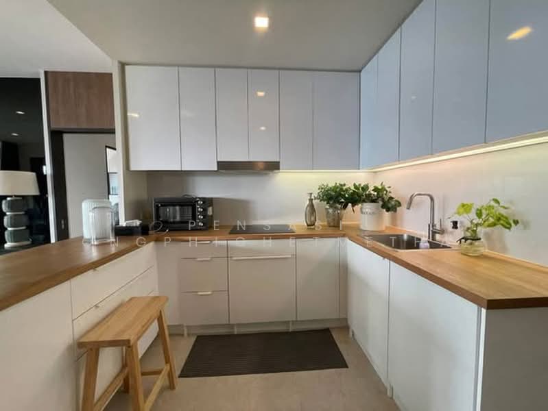 Noble Solo, Bangkok, 988 Thong Lo, Khlong Tan Nua, Watthana, Bangkok, 2 Bedrooms, 102 sqm, Condo For Rent, by Pensasi Ongphichetmetha, 500469469 - DDproperty.com