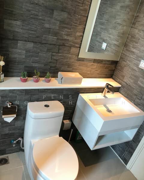 H Sukhumvit 43, Bangkok, 28 Sukhumvit 34 Road, Khlong Tan Nua, Watthana, Bangkok, 1 Bedroom, 44 sqm, Condo For Rent, by Pensasi Ongphichetmetha, 500469483 - DDproperty.com