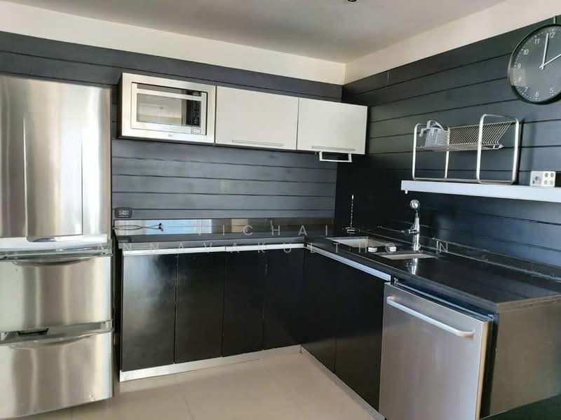 Fullerton Sukhumvit, Bangkok, Sukhumvit Road, Khlong Tan Nua, Watthana, Bangkok, 3 Bedrooms, 137 sqm, Condo For Rent, by Vichai Annavakulthorn, 500469531 - DDproperty.com