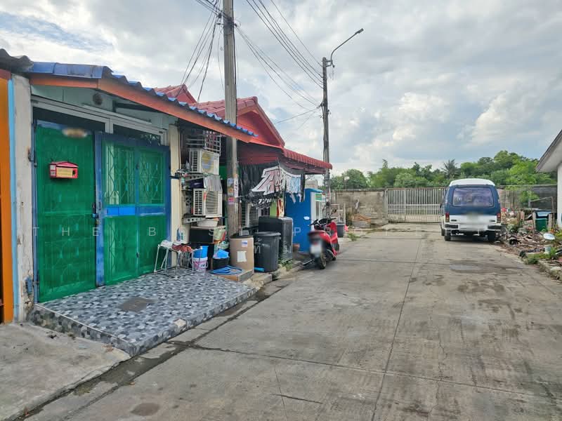 หมู่บ้านหลังคาแดง เคหะร่มเกล้า24, กรุงเทพ, คลองสองต้นนุ่น, ลาดกระบัง, กรุงเทพ, 100 ตร.ม., ทาวน์เฮ้าส์ ขาย, โดย The Best Property ทิ้ม, 500469542 - DDproperty.com