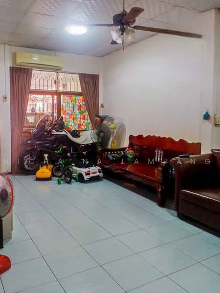 ทาวน์เฮ้าส์ 4-ห้องนอน, กรุงเทพ, สามเสนใน, พญาไท, กรุงเทพ, 225 ตร.ม., ทาวน์เฮ้าส์ ขาย, โดย Nicha Na Lampang, 500469553 - DDproperty.com