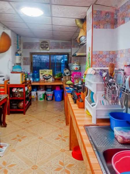 ทาวน์เฮ้าส์ 4-ห้องนอน, กรุงเทพ, สามเสนใน, พญาไท, กรุงเทพ, 225 ตร.ม., ทาวน์เฮ้าส์ ขาย, โดย Nicha Na Lampang, 500469553 - DDproperty.com