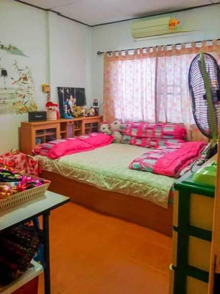 ทาวน์เฮ้าส์ 4-ห้องนอน, กรุงเทพ, สามเสนใน, พญาไท, กรุงเทพ, 225 ตร.ม., ทาวน์เฮ้าส์ ขาย, โดย Nicha Na Lampang, 500469553 - DDproperty.com