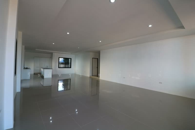 4 Brm, 3 Bth House For Sale in Mu Mon, Udon Thani, Thailand – Tenanted Investment, Udon Thani, Mu Mon, Muang Udon Thani, Udon Thani, 4 Bedrooms, 284 sqm, Single Detached House For Sale, by วีรภัทรา ดาร์เปอร์, 500469559 - DDproperty.com