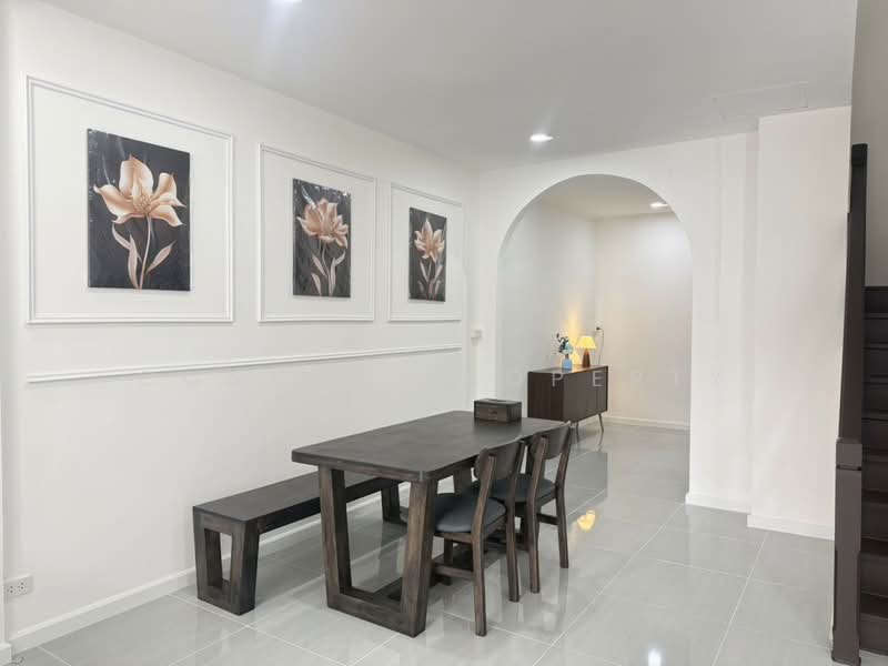Chomfah warangkul Klong 2, Pathum Thani, Prachathipat, Thanyaburi, Pathum Thani, 4 Bedrooms, 100 sqm, Townhouse For Sale, by Connex Property, 500469578 - DDproperty.com