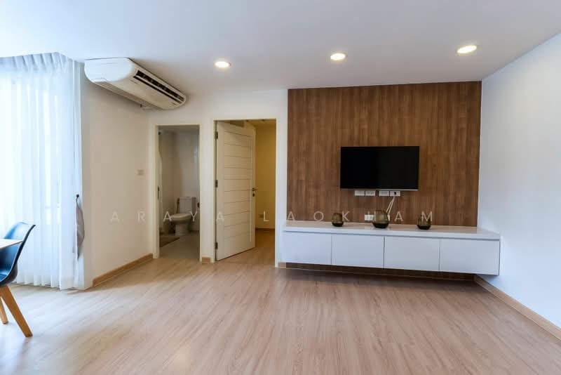 39 Suites, Bangkok, Sukhumvit 39, Khlong Tan Nua, Watthana, Bangkok, 2 Bedrooms, 65 sqm, Condo For Rent, by Araya Laokham, 500469581 - DDproperty.com