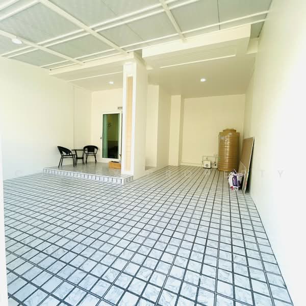 Baan Mantakarn Rangsit-Lumlukka Klong 4, Pathum Thani, Sawai Pracharat Road, Lat Sawai, Lam Luk Ka, Pathum Thani, 3 Bedrooms, 116 sqm, Townhouse For Sale, by Connex Property, 500469586 - DDproperty.com