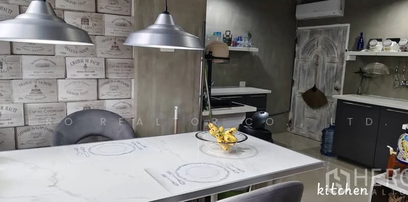 Bewerly Tower condominium, Bangkok, Sukhumvit, Khlong Tan Nua, Watthana, Bangkok, 3 Bedrooms, 230 sqm, Condo For Sale, by Hero Realtor Co., Ltd., 500469593 - DDproperty.com