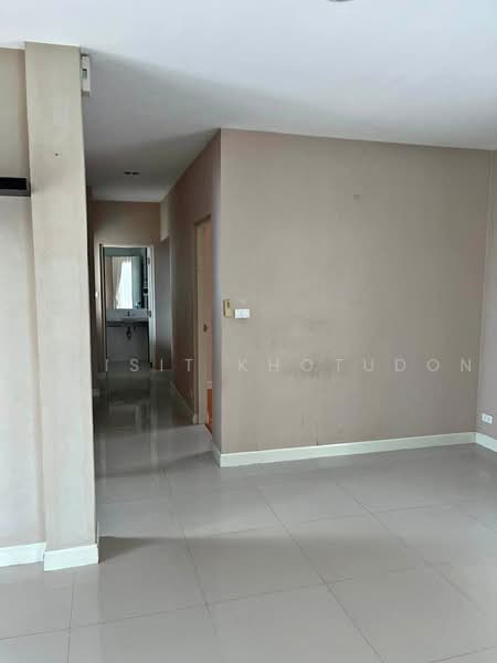 undefined, กรุงเทพ, ลาดกระบัง, กรุงเทพ, 325 ตร.ม., ทาวน์เฮ้าส์ ขาย, โดย Aphisit Khotudon, 500469596 - DDproperty.com