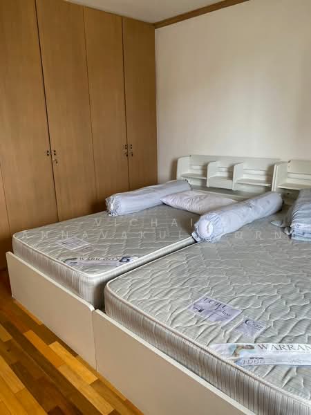 Baan Suanpetch, Bangkok, 18 Soi Sukhumvit 39, Khlong Tan Nua, Watthana, Bangkok, 3 Bedrooms, 129 sqm, Condo For Rent, by Vichai Annavakulthorn, 500469623 - DDproperty.com