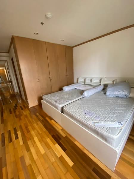 Baan Suanpetch, Bangkok, 18 Soi Sukhumvit 39, Khlong Tan Nua, Watthana, Bangkok, 3 Bedrooms, 129 sqm, Condo For Rent, by Vichai Annavakulthorn, 500469623 - DDproperty.com