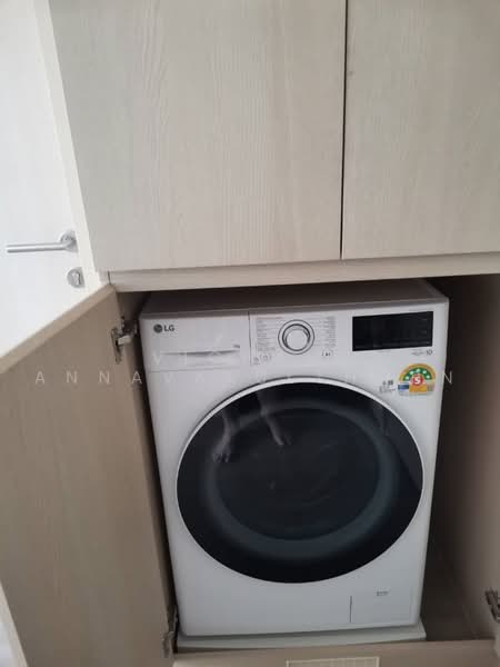 Noble State 39, Bangkok, 35 Soi Sukhumvit 39, Khlong Tan Nua, Watthana, Bangkok, 1 Bedroom, 30 sqm, Condo For Rent, by Vichai Annavakulthorn, 500469635 - DDproperty.com