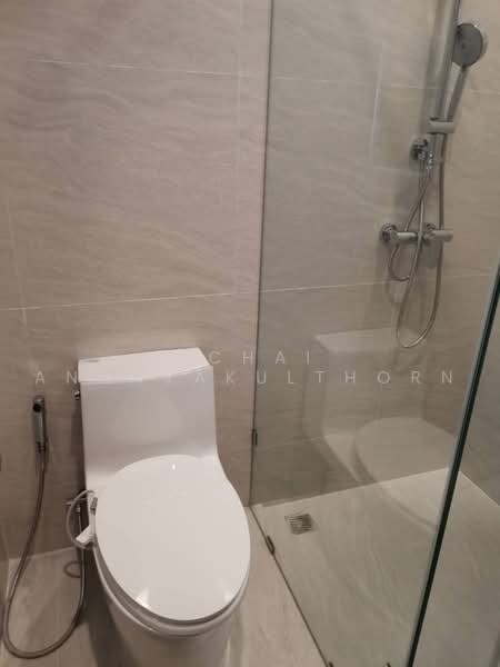 Noble State 39, Bangkok, 35 Soi Sukhumvit 39, Khlong Tan Nua, Watthana, Bangkok, 1 Bedroom, 30 sqm, Condo For Rent, by Vichai Annavakulthorn, 500469635 - DDproperty.com