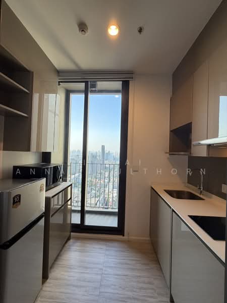 Whizdom Essence, Bangkok, 5 Piyabutr 1 Alley, Bang Chak, Phra Khanong, Bangkok, 1 Bedroom, 35 sqm, Condo For Rent, by Vichai  Annavakulthorn, 500469652 - DDproperty.com