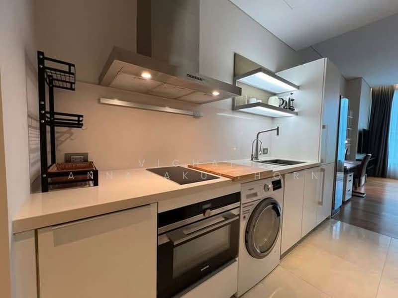 Sindhorn Residence, Bangkok, 54 Soi Ton Son, Lumphini, Pathum Wan, Bangkok, Studio, 40 sqm, Condo For Rent, by Vichai Annavakulthorn, 500469670 - DDproperty.com