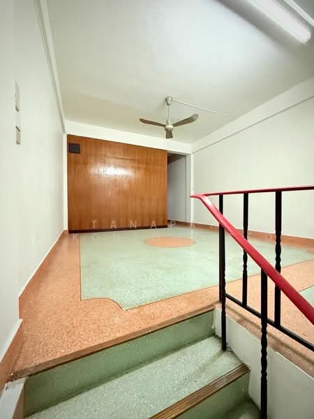 4-BR Townhouse, Bangkok, Bang Waek, Phasi Charoen, Bangkok, 4 Bedrooms, 352 sqm, Townhouse For Sale, by Tanapat Sakonsontised, 500469693 - DDproperty.com
