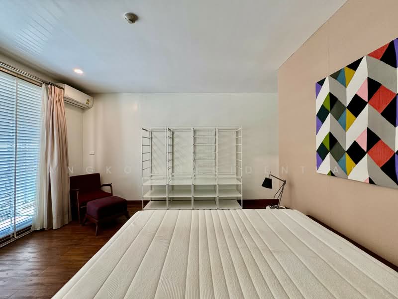 Von Napa Sukhumvit 38, Bangkok, Soi Sukhumvit 38, Phra Kanong, Khlong Toei, Bangkok, 2 Bedrooms, 101 sqm, Condo For Rent, by Bangkok Residential, 500469714 - DDproperty.com